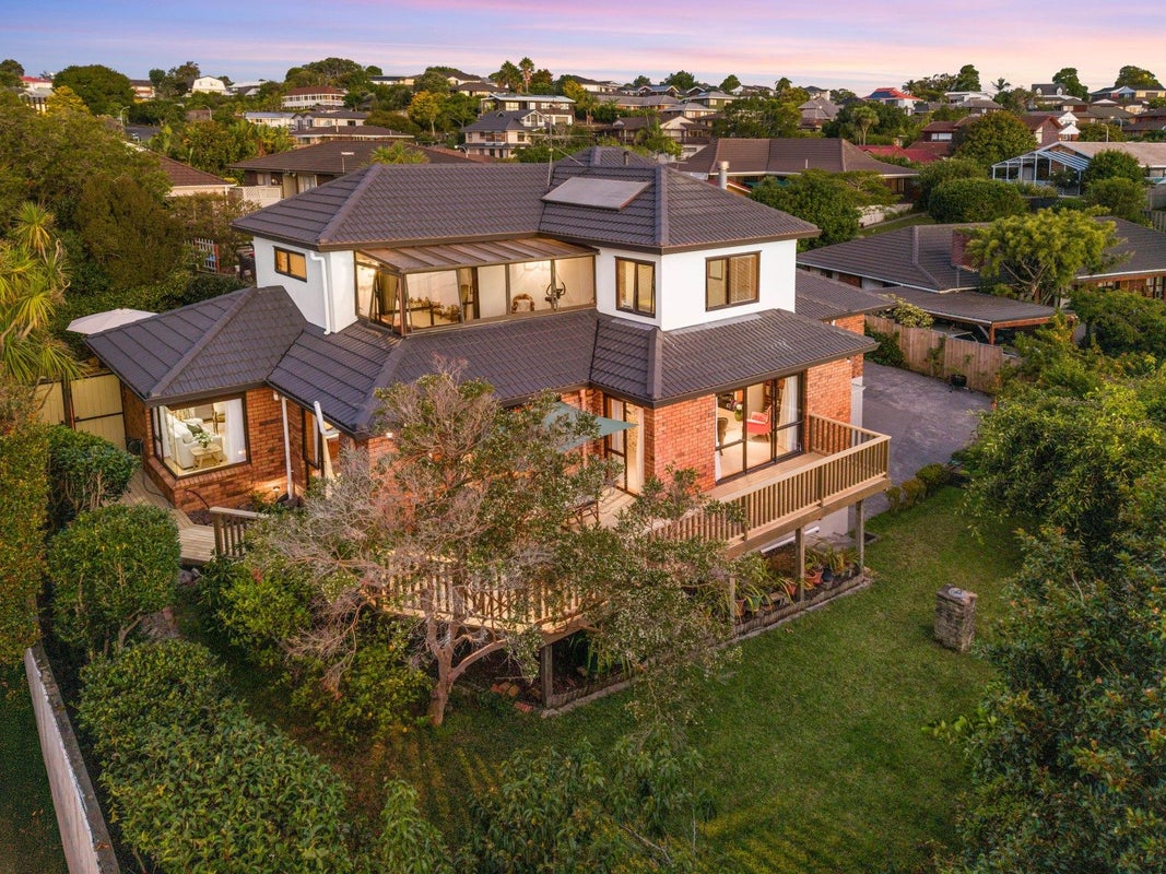 95 Norman Lesser Drive, Saint Johns, Auckland - Carousel 1