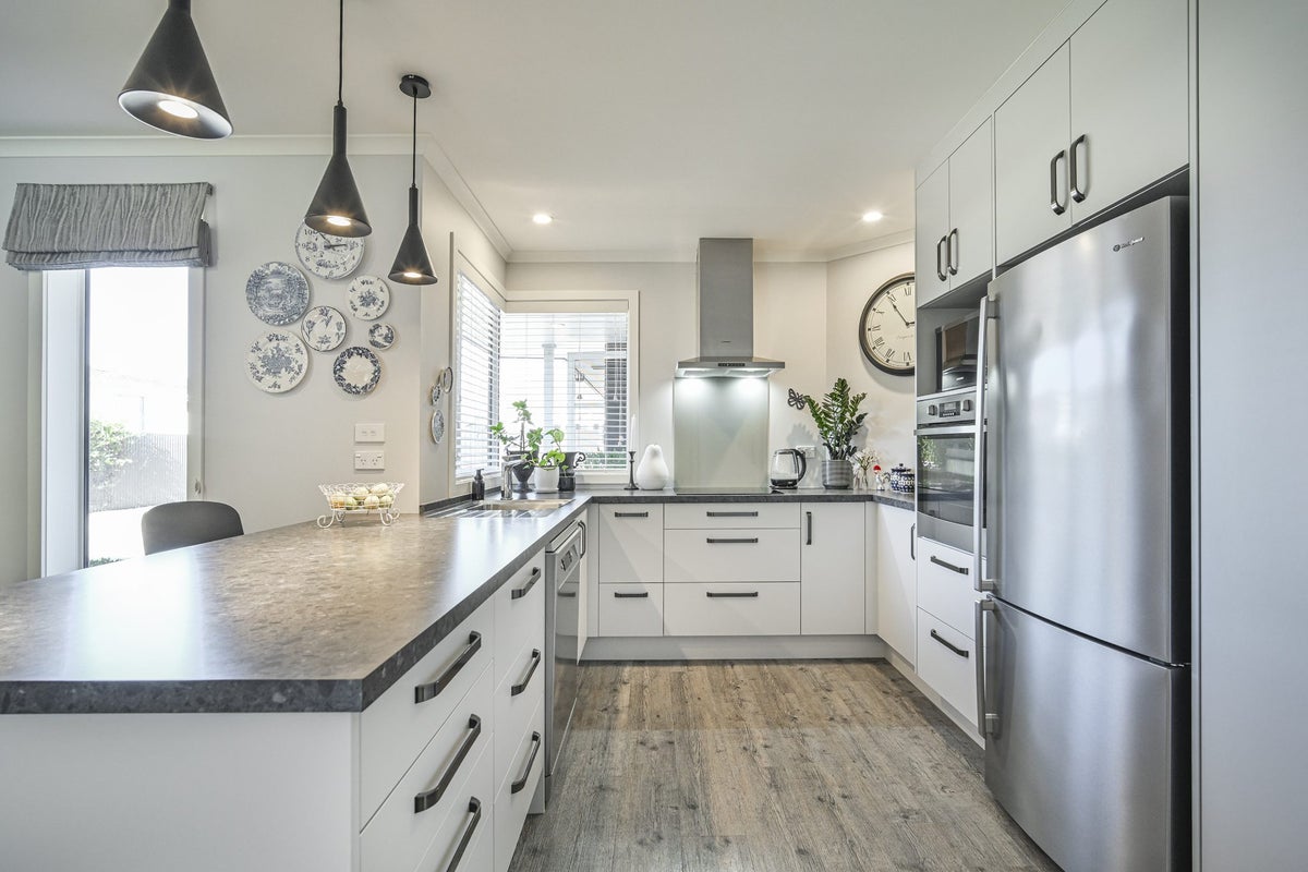 115A Stortford Street, Saint Leonards, Hastings - Carousel 2