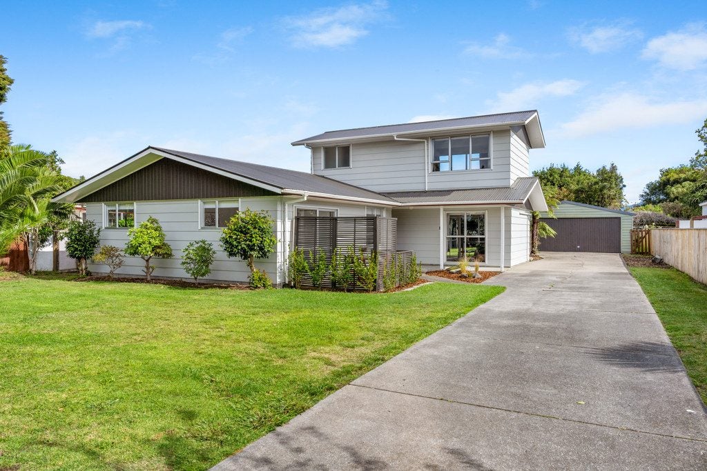 97 Rimu Road, Raumati Beach, Paraparaumu - Carousel 1
