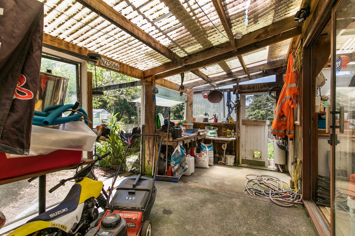 373 Henderson Valley Road, Henderson Valley, Auckland - Carousel 35