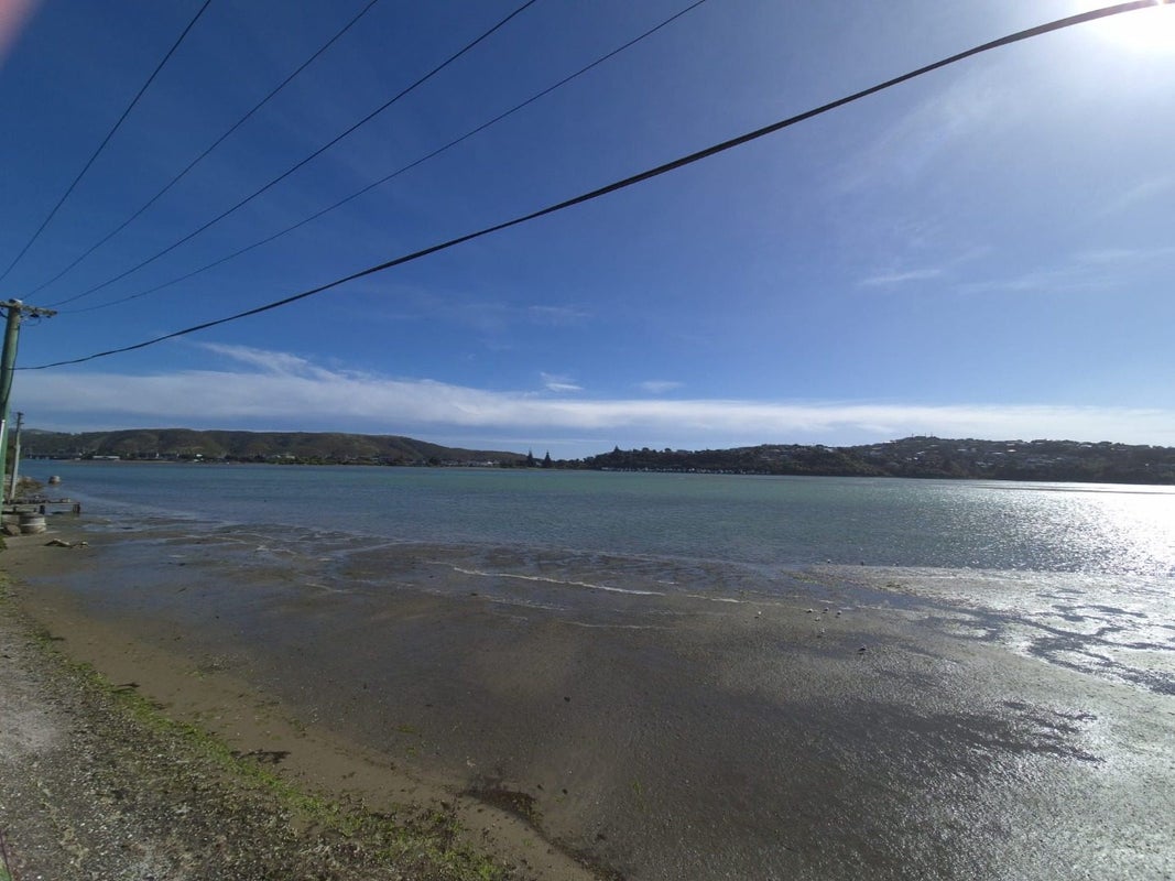 37 Seaview Road, Paremata, Porirua - Carousel 8
