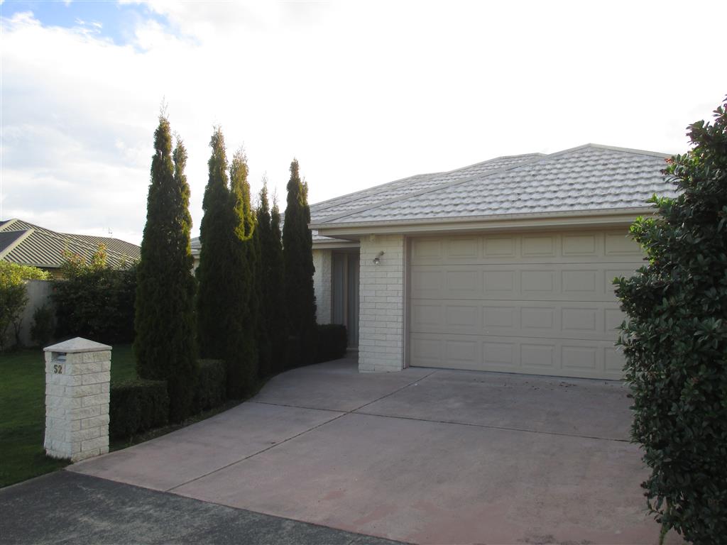 52 Mounter Avenue, Northwood, Christchurch - Carousel 1