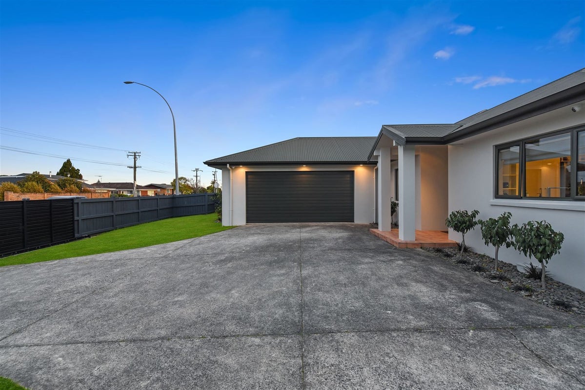 73 Sandwich Road, St Andrews, Hamilton - Carousel 25