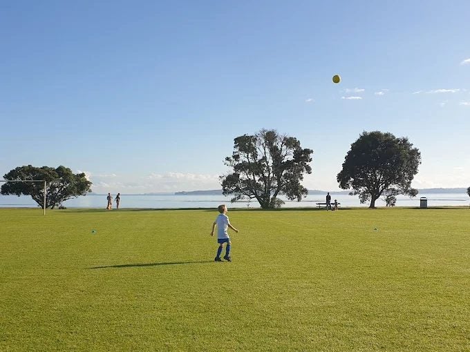 12 Quarters Lane, Beachlands, Auckland - Carousel 30