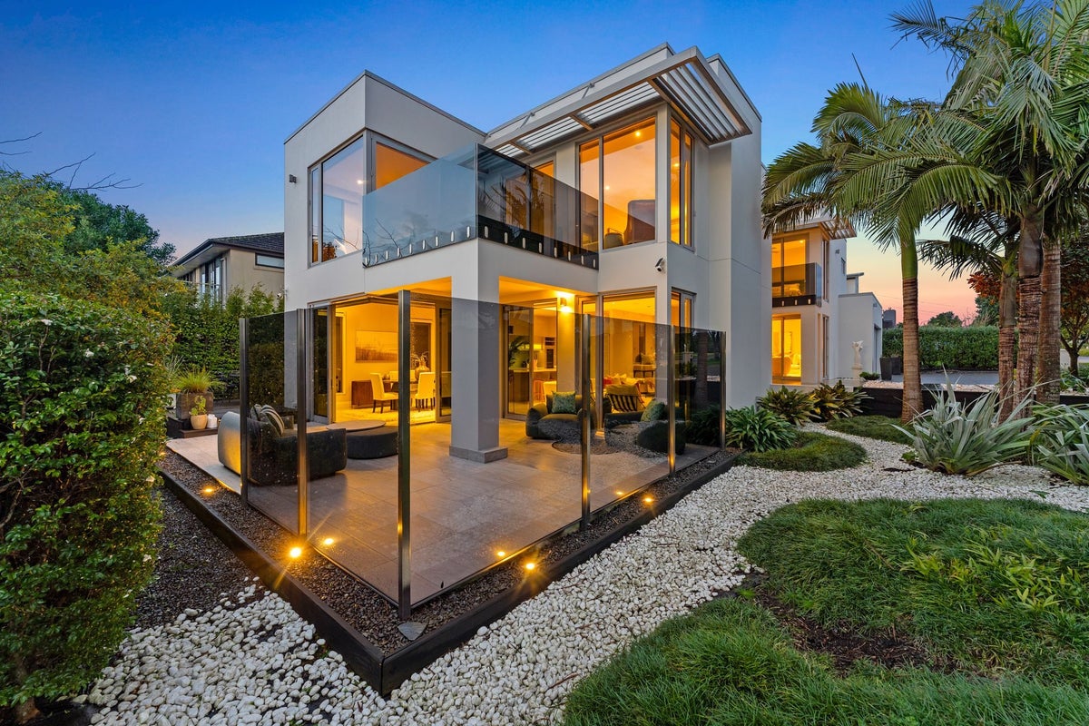 251 Harbourside Drive, Karaka, Franklin, Auckland - Carousel 1