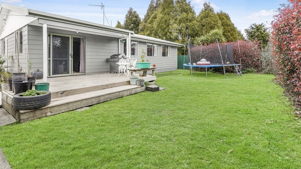 29 Penney Green, Nawton, Hamilton - Carousel 1