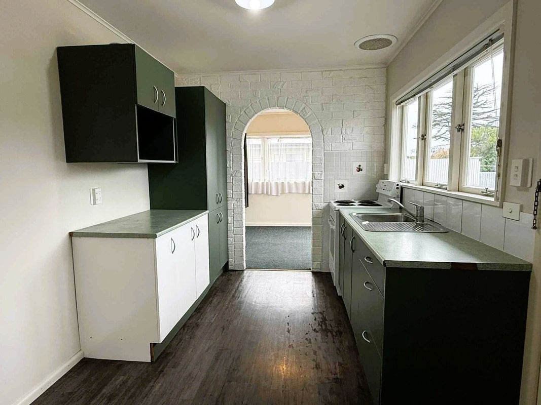 48 Bright Crescent, Maraenui, Napier - Carousel 2