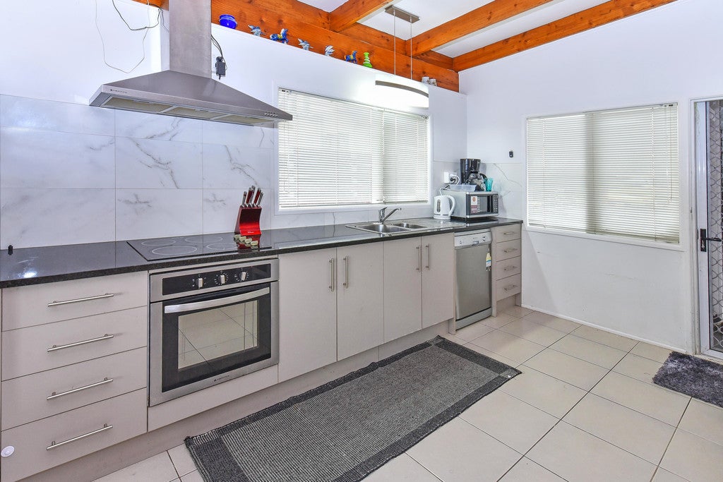 1/5 Warwick Avenue, Papatoetoe, Auckland - Carousel 1
