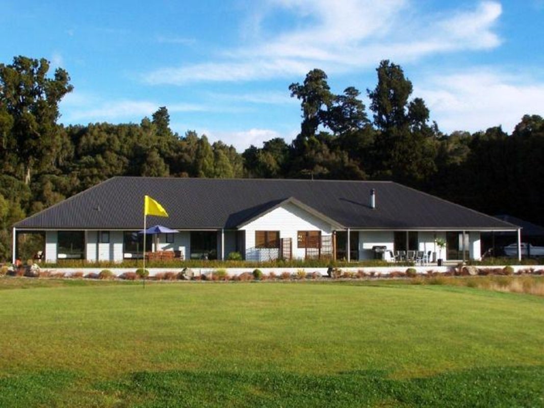2046 Arnold Valley Road, Dobson - Carousel 1