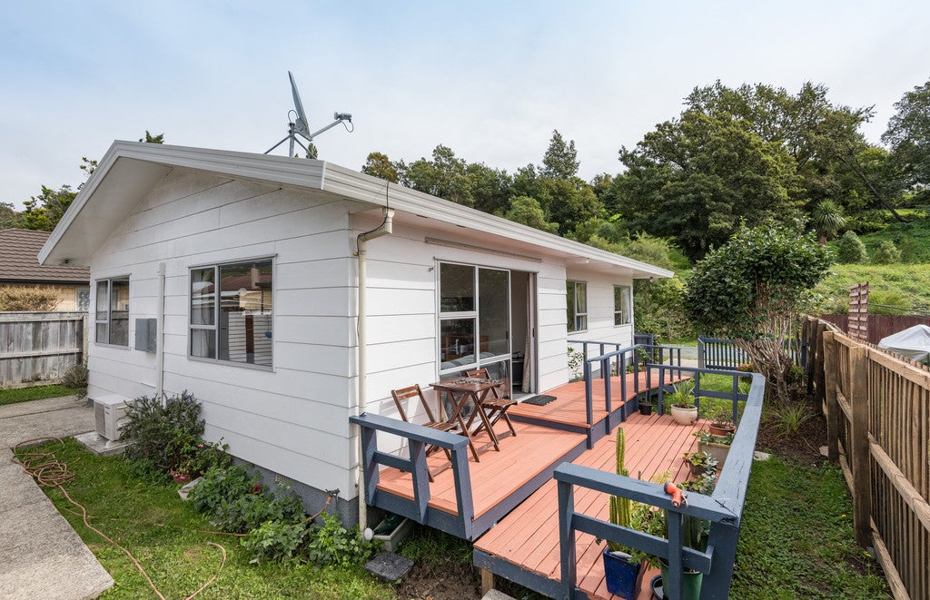 6A Vanguard Road, Kelston, Auckland - Carousel 2