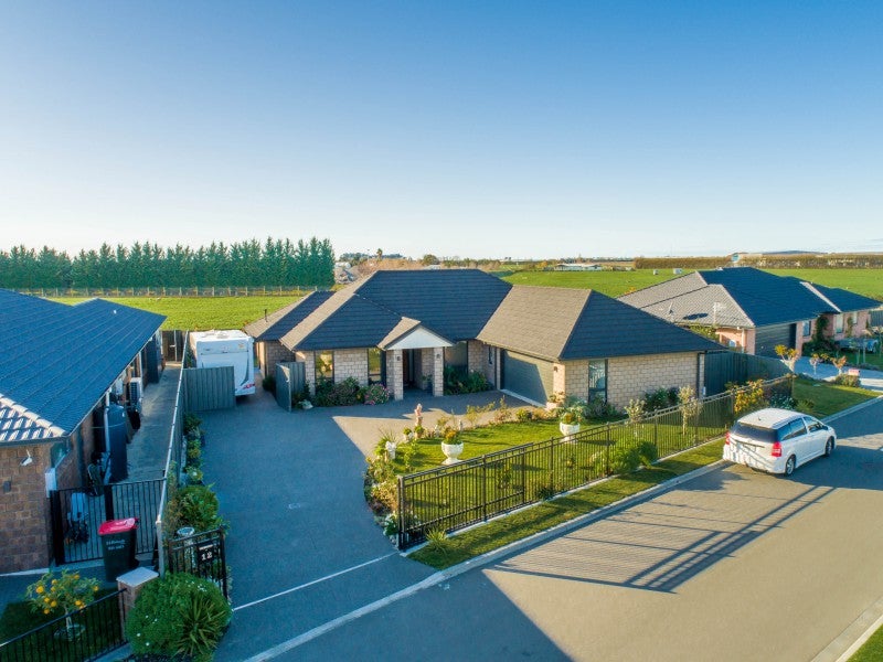 12 Smidt Lane, Mahora, Hastings - Carousel 1