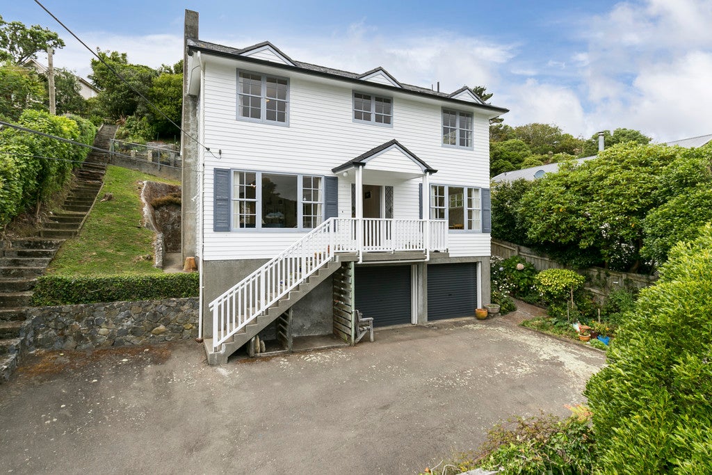 100 Parkvale Road, Karori, Wellington - Carousel 1