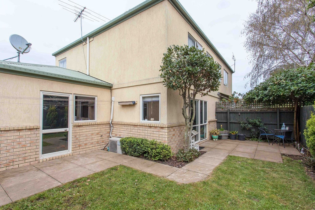 4/487 Hereford Street, Linwood, Christchurch - Carousel 1