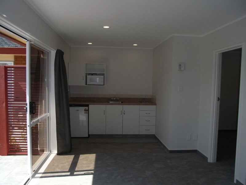 19/376 Kennedy Road, Pirimai, Napier - Carousel 2
