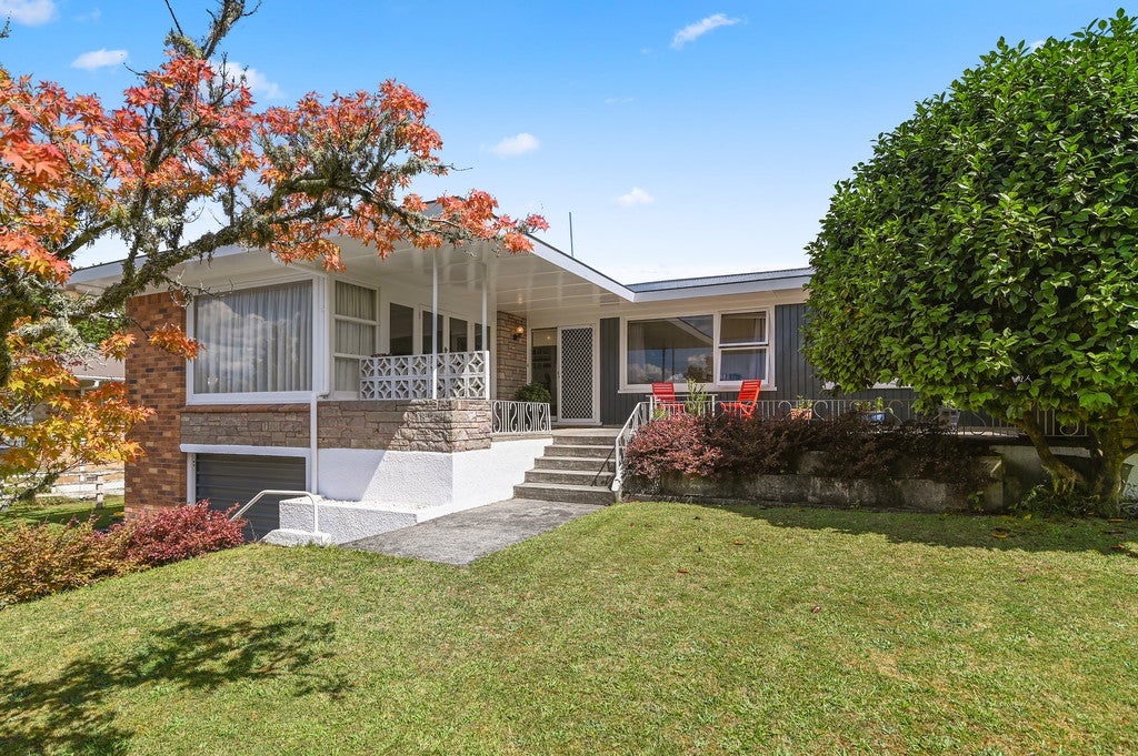 72 Devon Street, Glenholme, Rotorua - Carousel 2