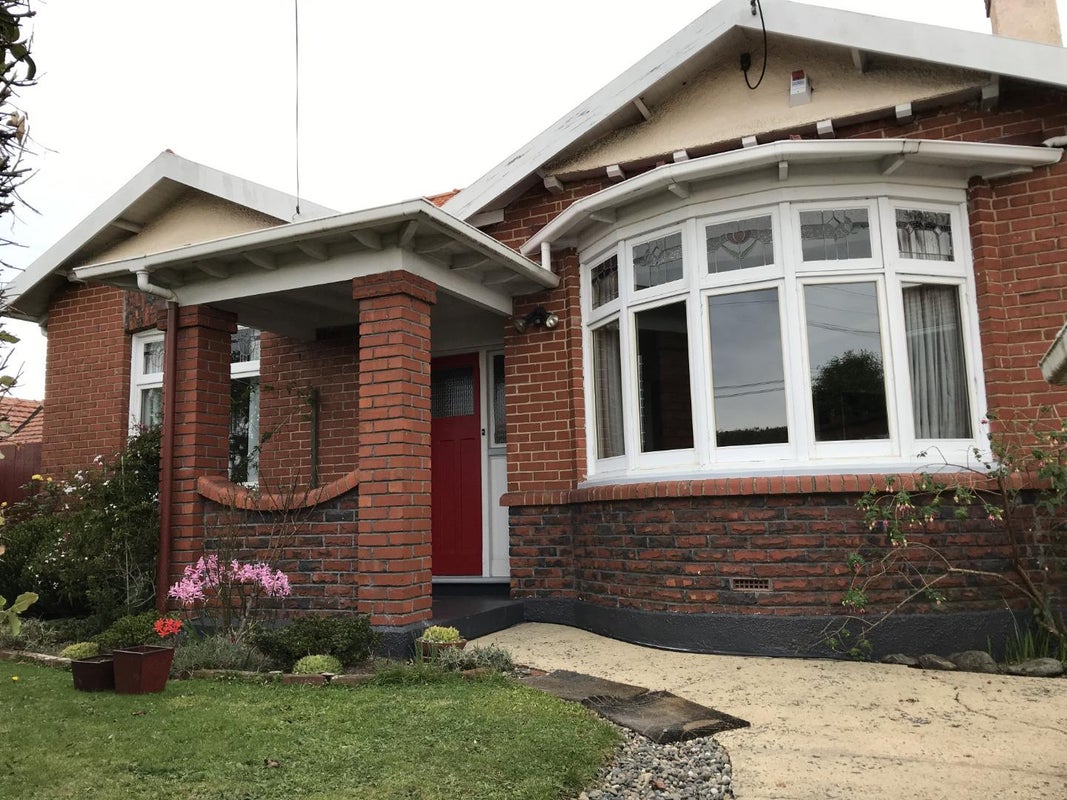 180 Kenmure Road, Kenmure, Dunedin - Carousel 1