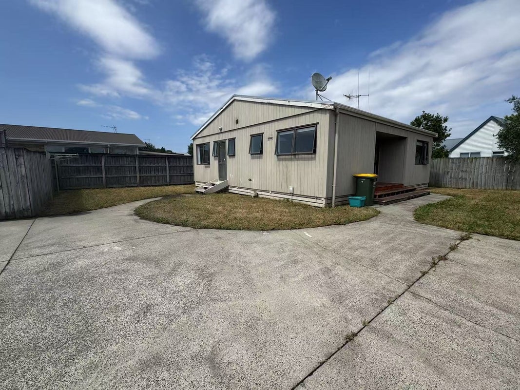 109A Silverdale Road, Silverdale, Hamilton - Carousel 1