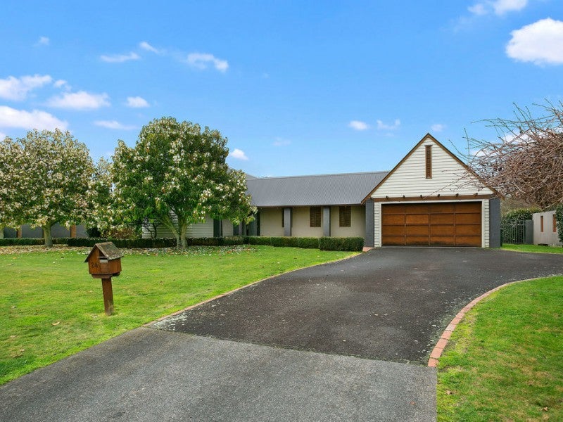 24 Cowley Drive, Leamington, Cambridge - Carousel 1