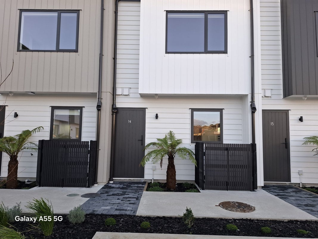 14/48 Moire Road, Massey, Auckland - Carousel 1