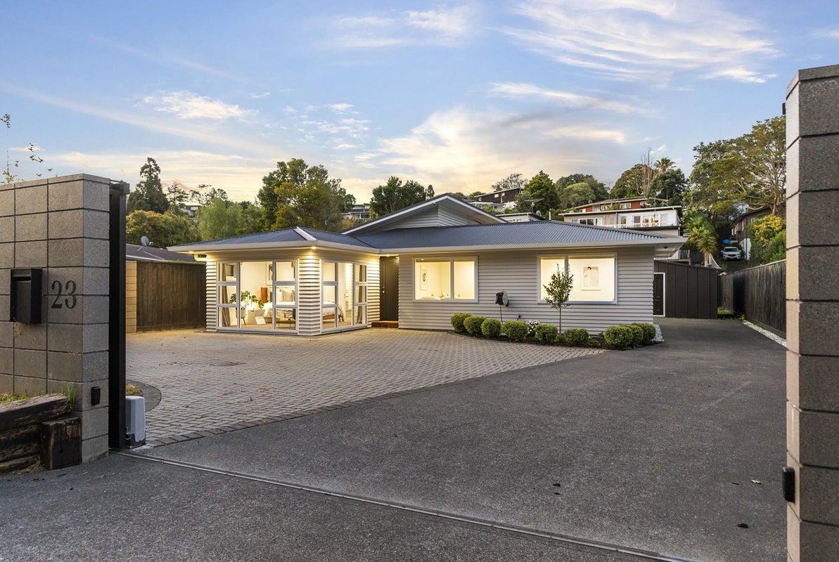 23 Orion Place, Hillcrest, Auckland - Carousel 1