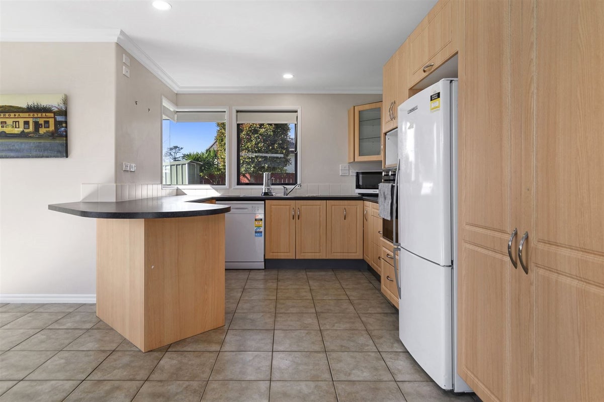 28 Alva Glen Place, Pyes Pa, Tauranga - Carousel 2