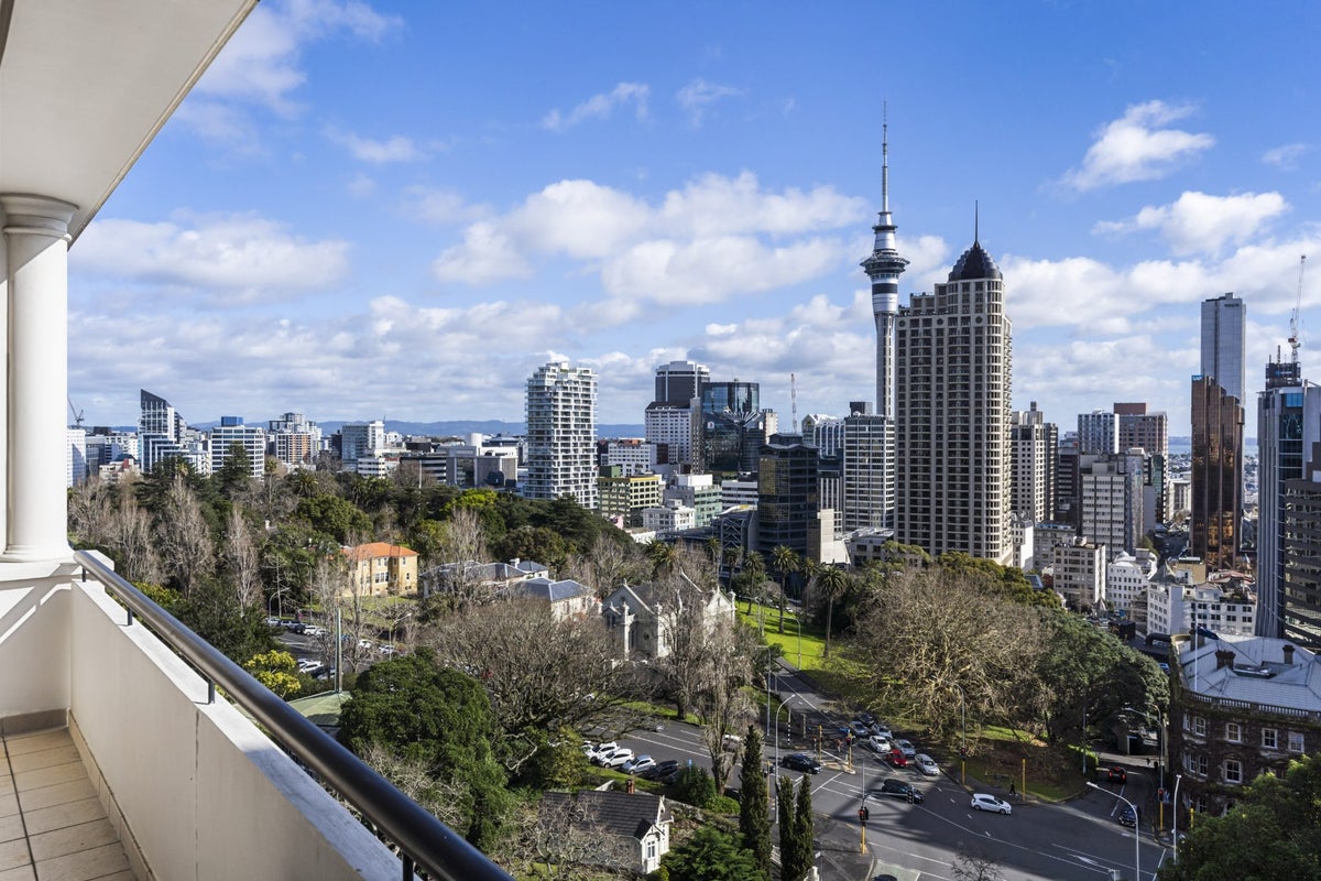 14C/14 Waterloo Quadrant, Auckland Central, Auckland - Carousel 1