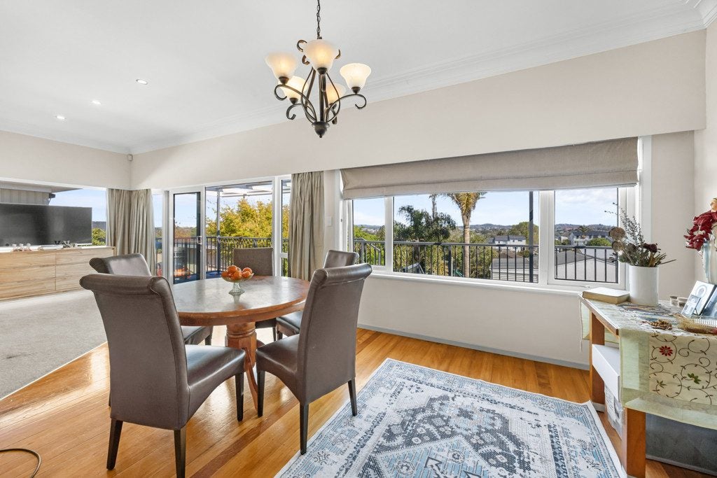 43 Grassways Avenue, Pakuranga, Auckland - Carousel 2