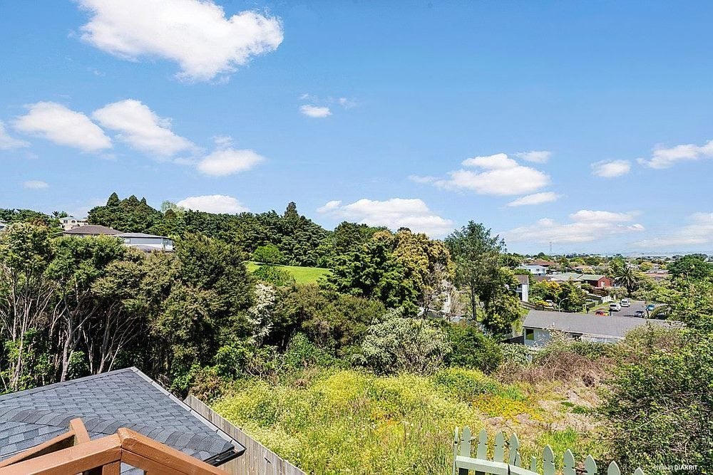 18 Pistachio Place, Goodwood Heights, Auckland - Carousel 16