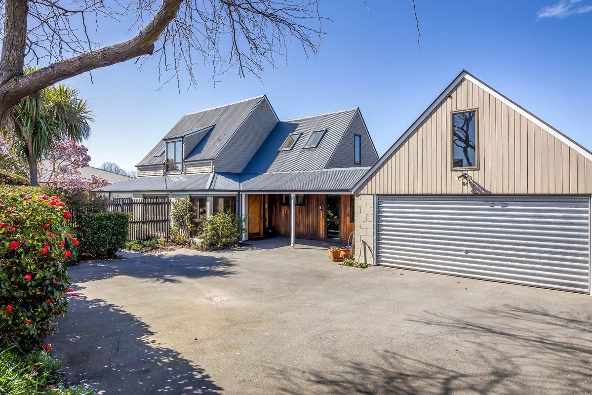 84 Palatine Terrace, Saint Martins, Christchurch - Carousel 1
