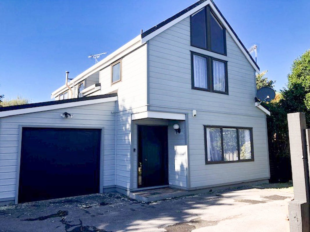 7A Charleston Avenue, Boulcott, Lower Hutt - Carousel 1