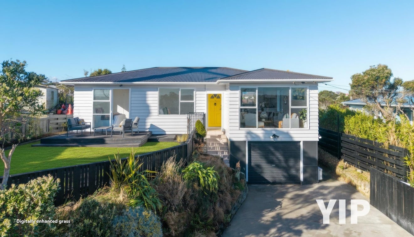 19A Brooker Grove, Newlands, Wellington, Wellington - Carousel 1