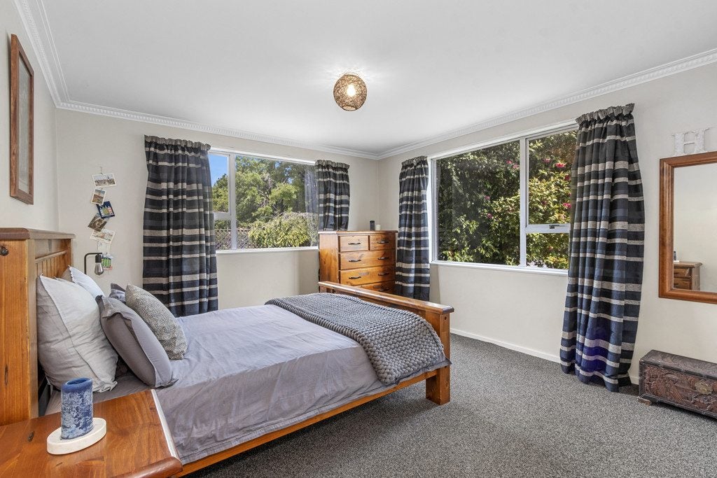 1/310 Memorial Avenue, Burnside, Christchurch - Carousel 1