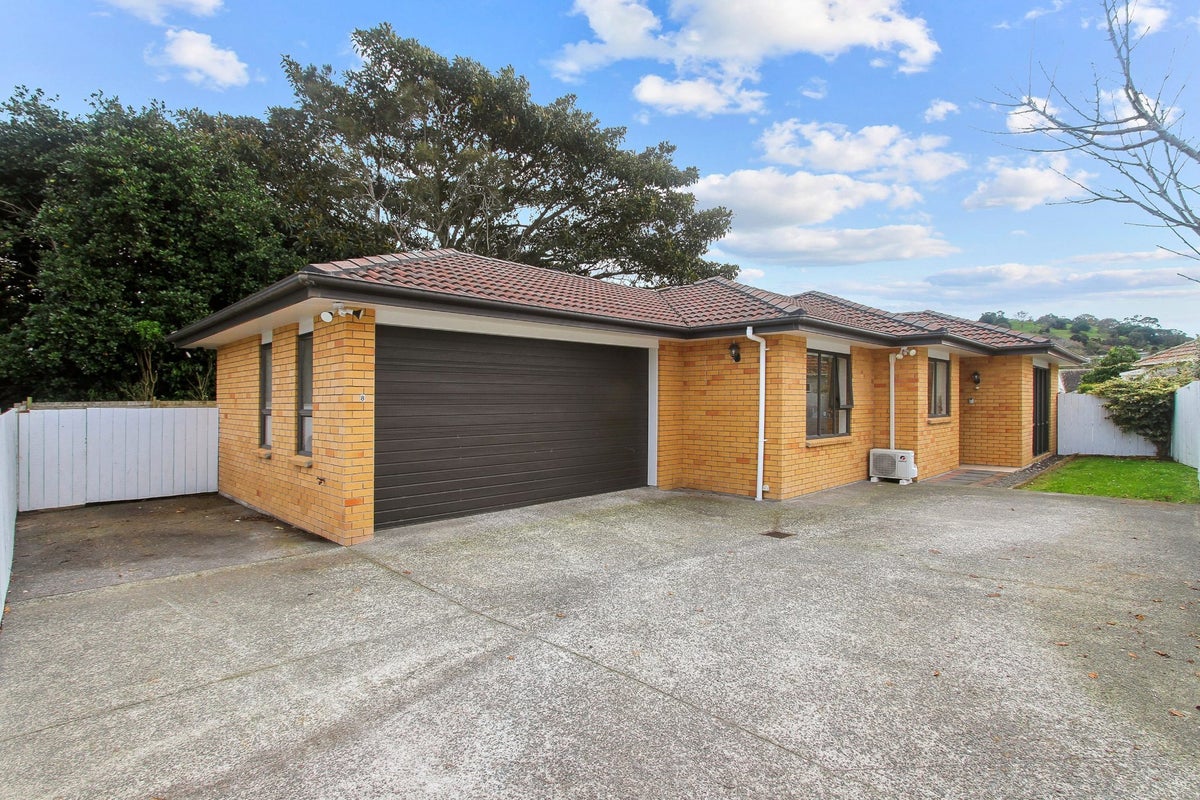 8 Fletcher Street, Wesley, Auckland - Carousel 1