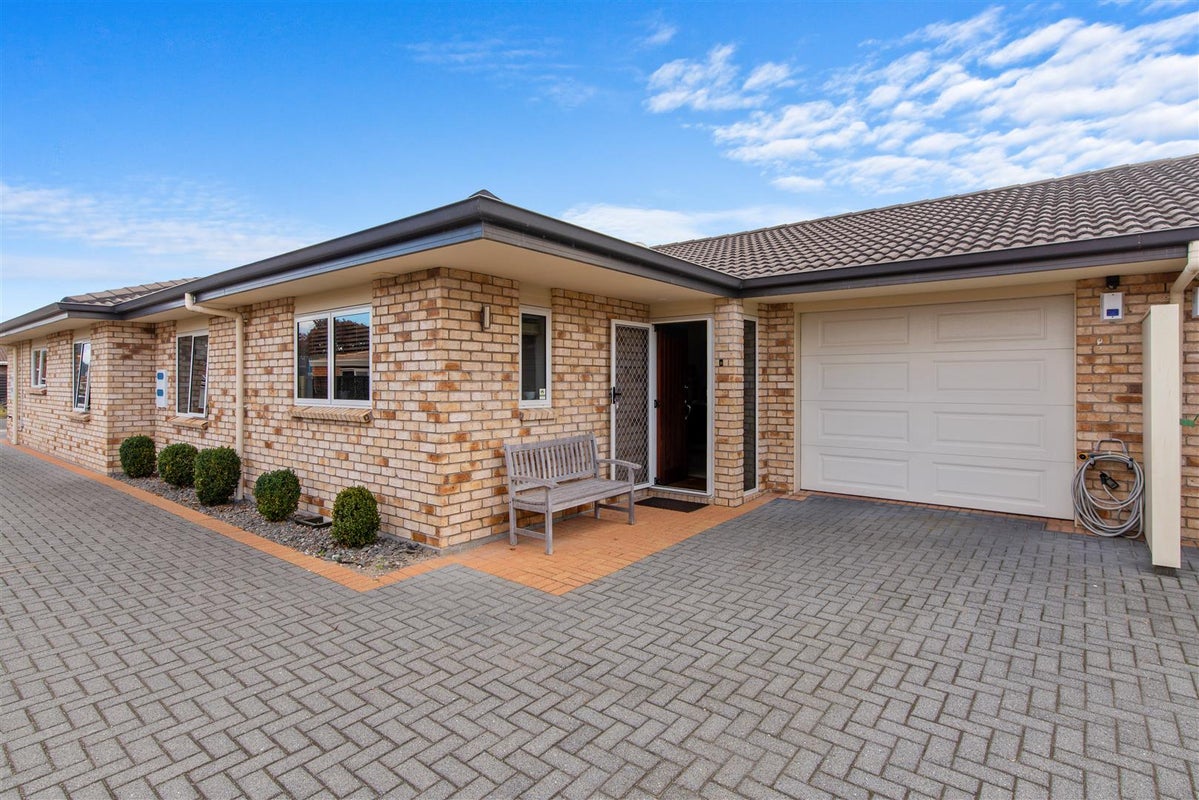 27B Seddon Street, Glenholme, Rotorua - Carousel 1