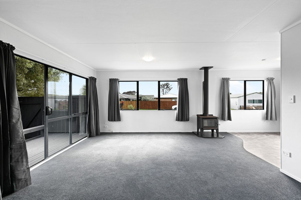 9 Metro Avenue, Nawton, Hamilton - Carousel 2