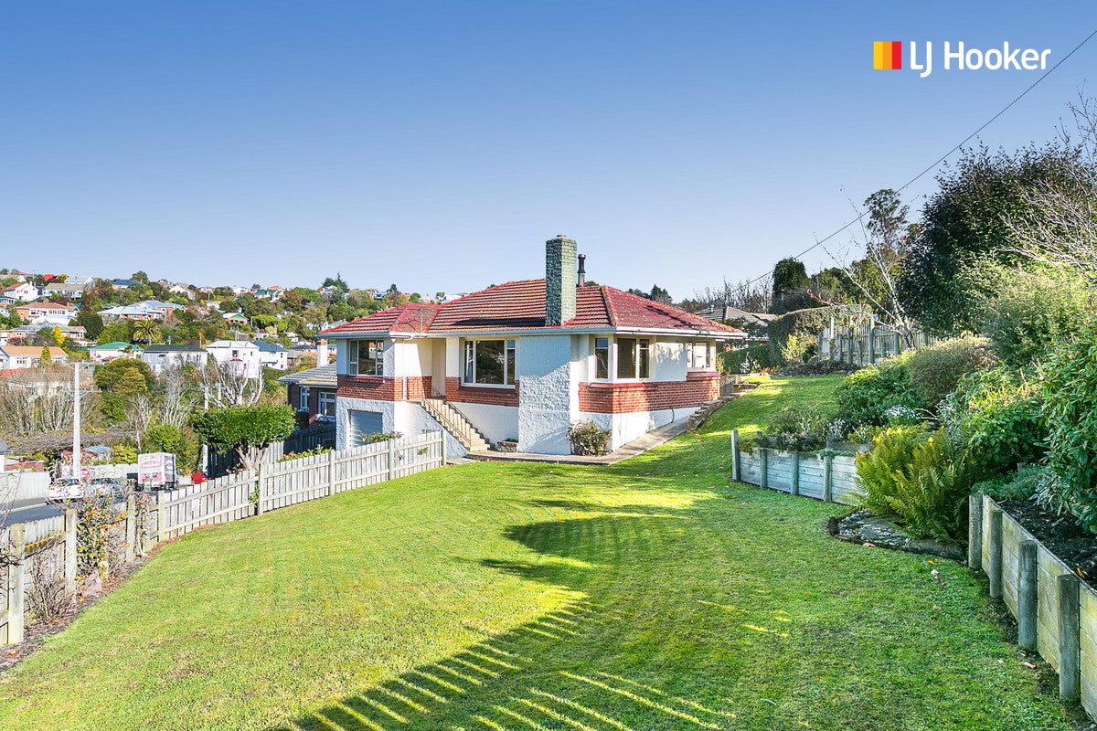 15 Aberfeldy Street, Lookout Point, Dunedin - Carousel 1