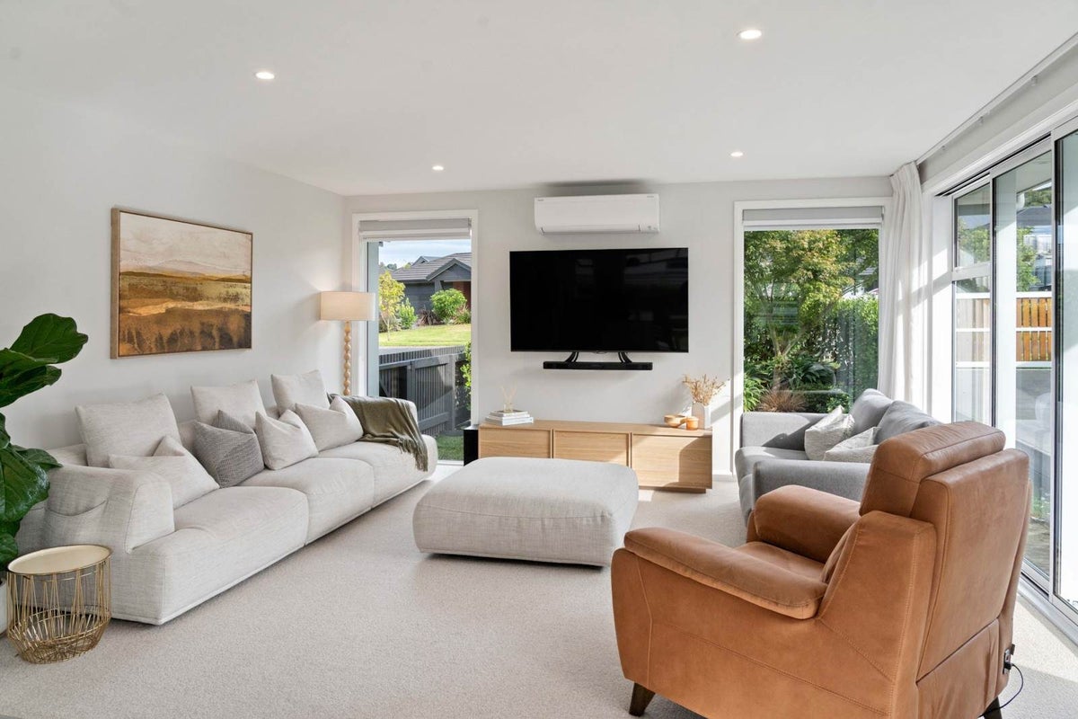 121 Adler Drive, Ohauiti, Tauranga - Carousel 2