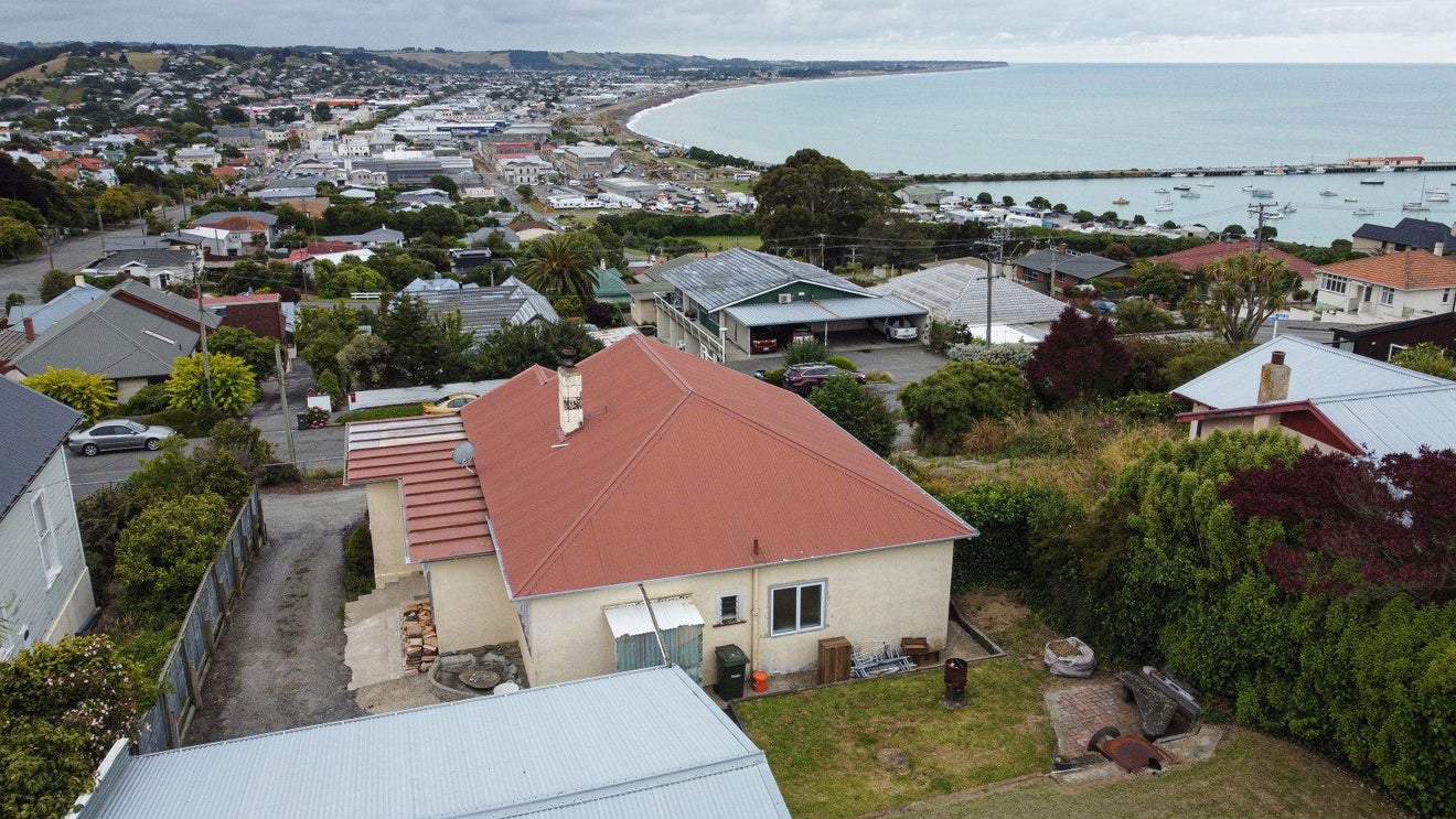 19 Avon Street, South Hill, Oamaru - Carousel 1