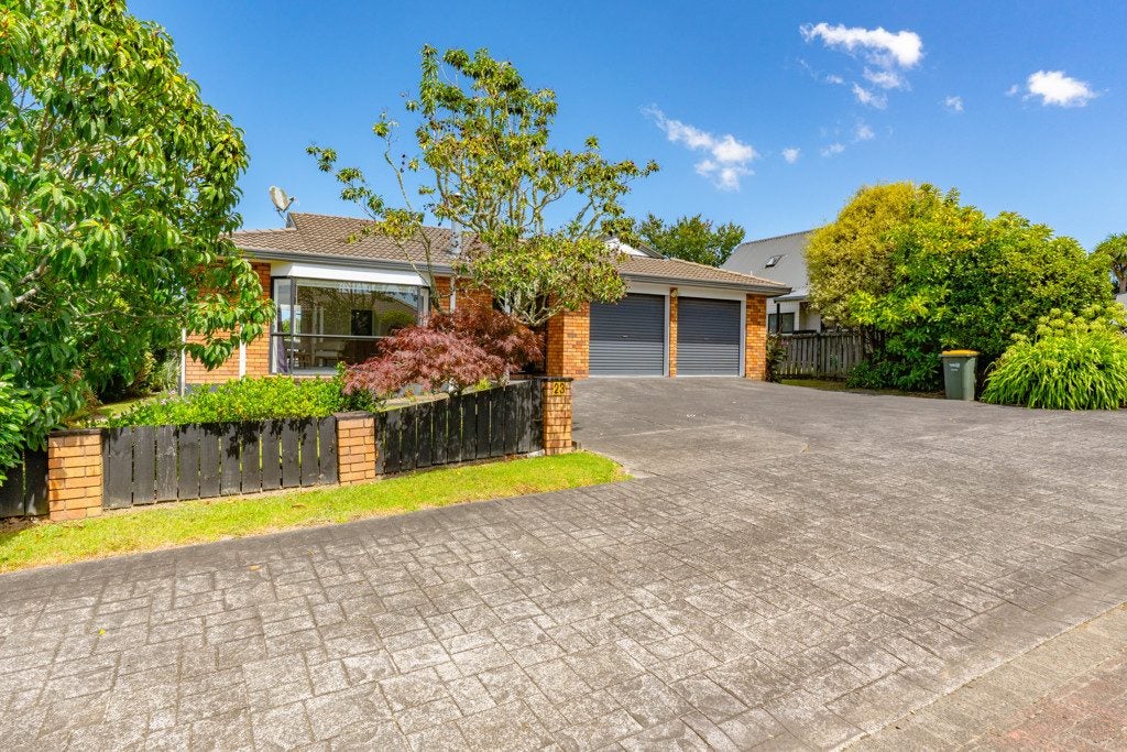 23 Merlot Heights, Huapai, Kumeu - Carousel 21