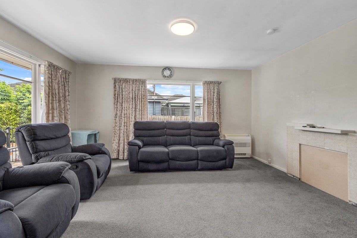 1/52 Philpotts Road, Mairehau, Christchurch - Carousel 2