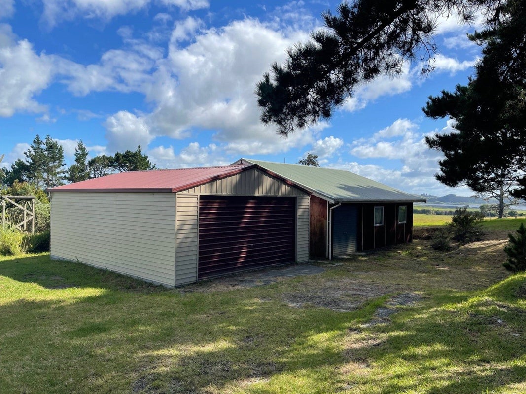 62 Scarrott Road, Te Kopuru - Carousel 2