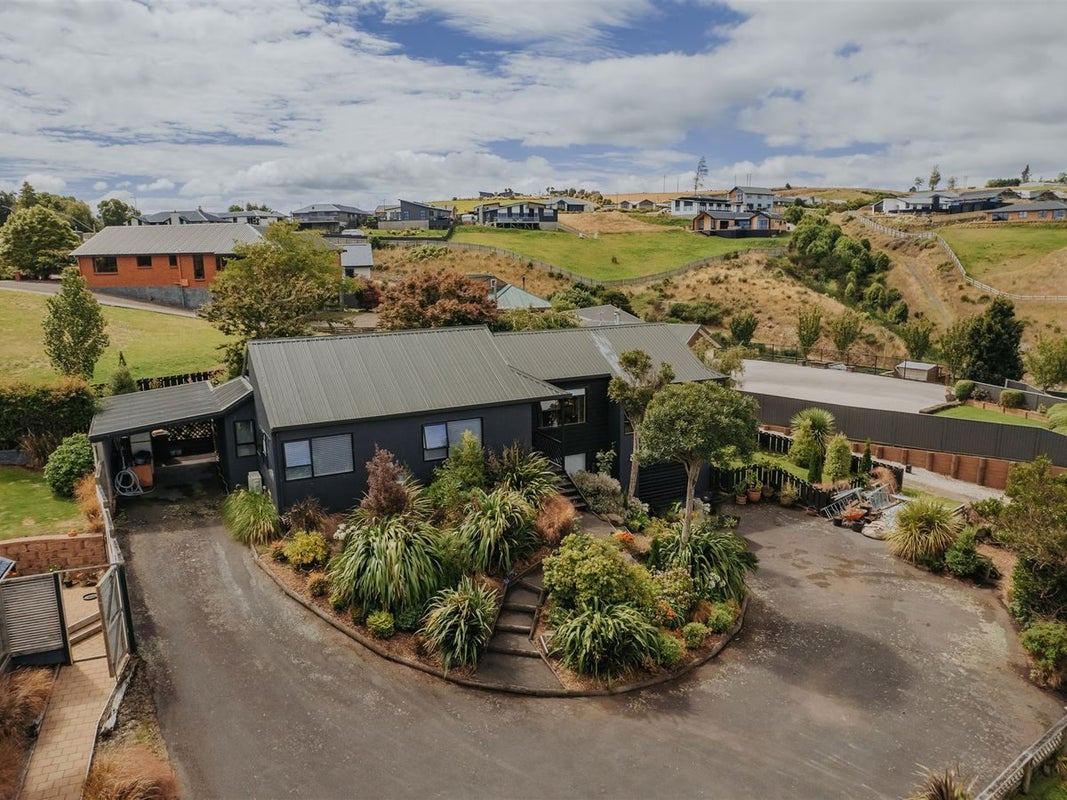 12A Moir Street, Balclutha - Carousel 1