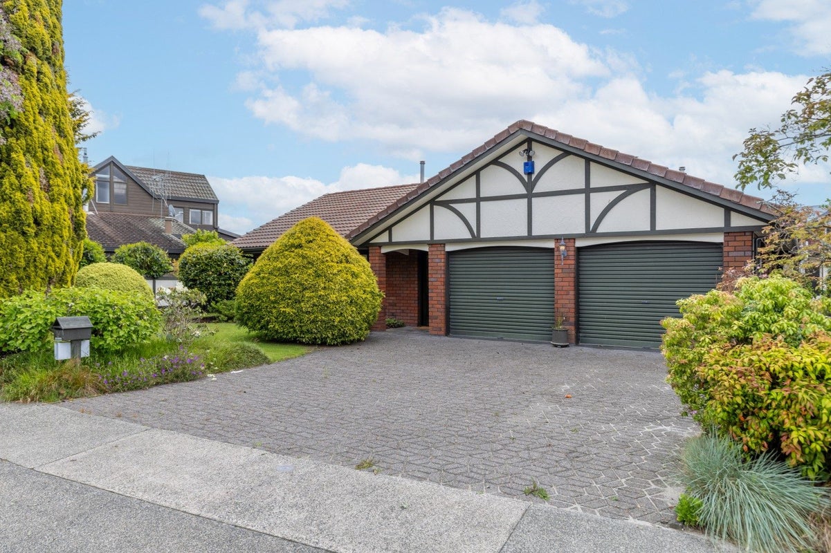 19 Ellerslie Avenue, Chartwell, Hamilton - Carousel 2