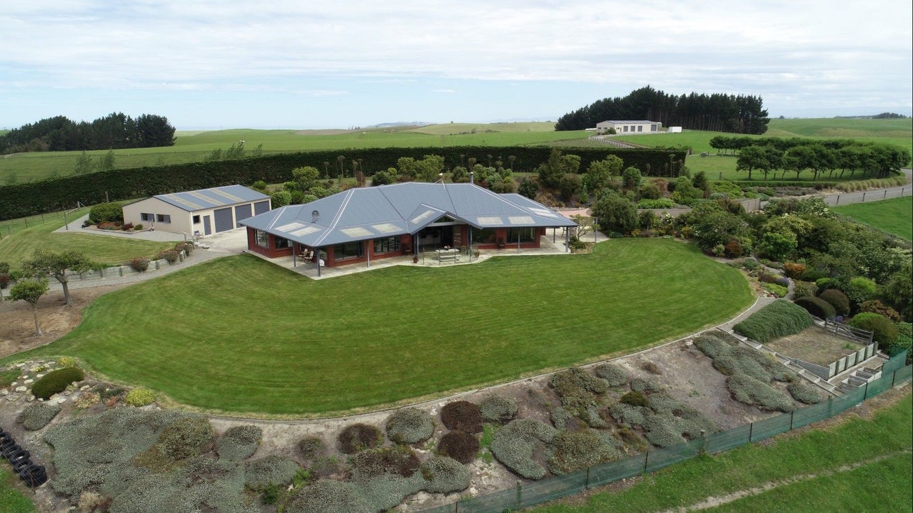 131 Georgetown-Pukeuri Road, Pukeuri - Carousel 1