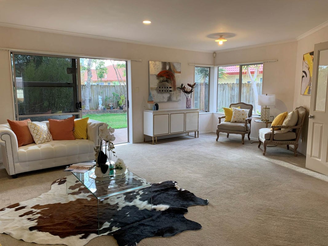 114 Burswood Drive, Burswood, Auckland - Carousel 1