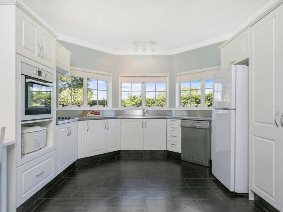8 Longfellow Street, Leamington, Cambridge - Carousel 2