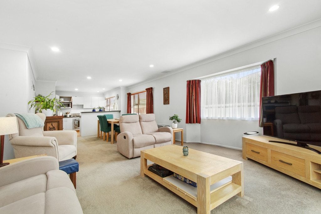 93 Mandel Mews, Waiwhetu, Lower Hutt - Carousel 2