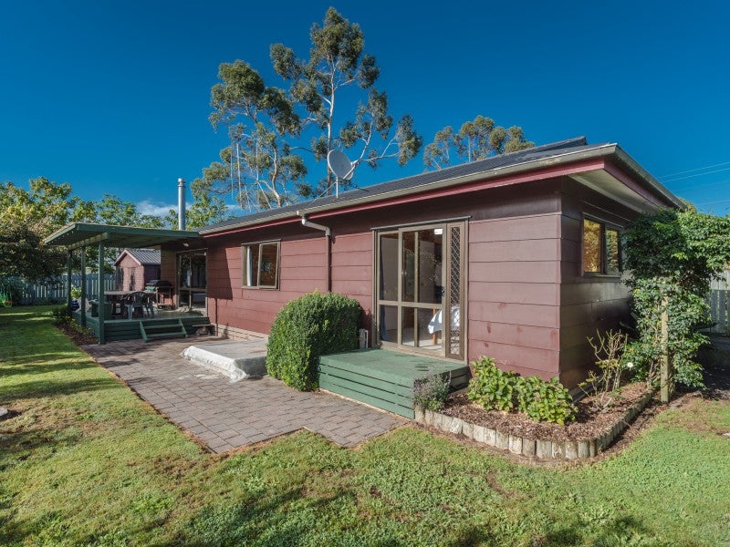32 Radiata Street, Fairview Downs, Hamilton - Carousel 1