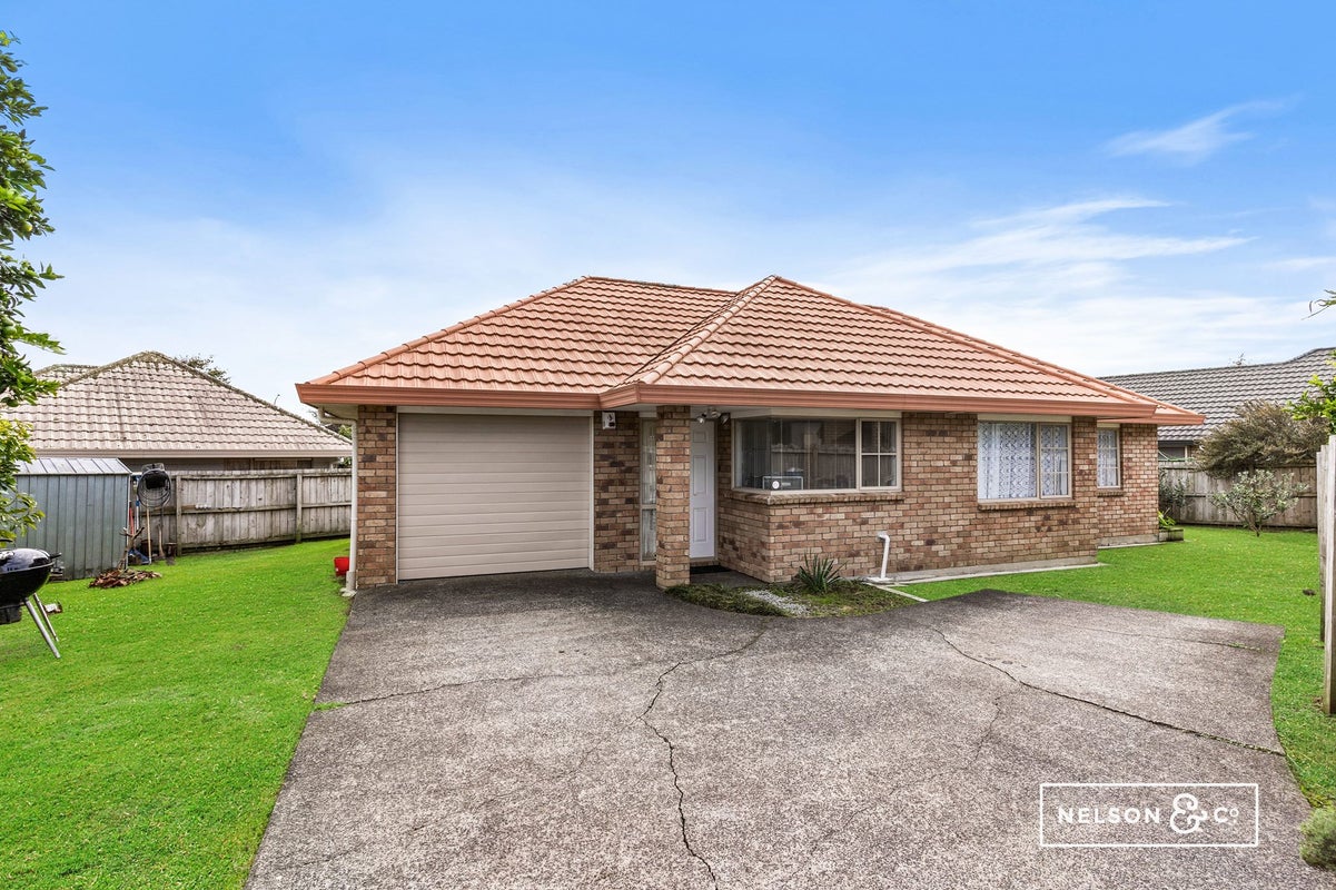 7 Royalpark Place, Favona, Auckland - Carousel 1