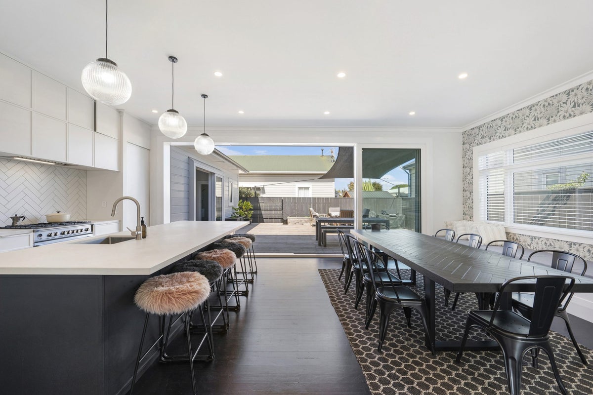 59 Para Street, Miramar, Wellington - Carousel 2
